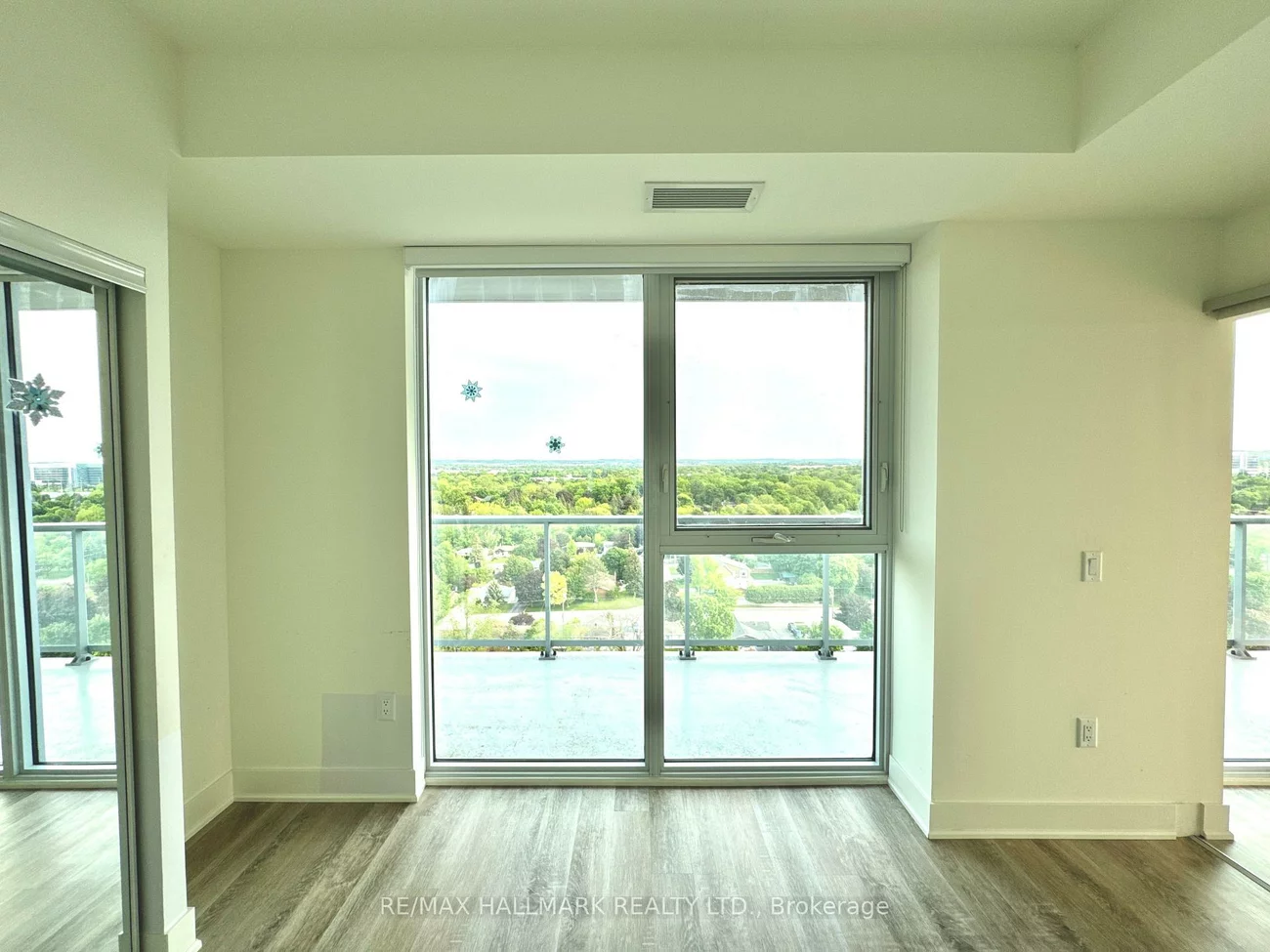 185, Deerfield, Central Newmarket, Newmarket
