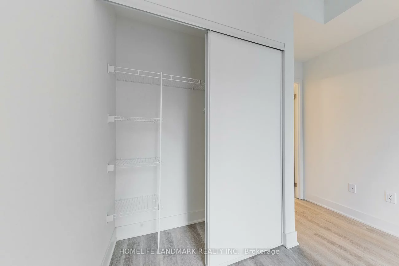 185, Deerfield, Central Newmarket, Newmarket
