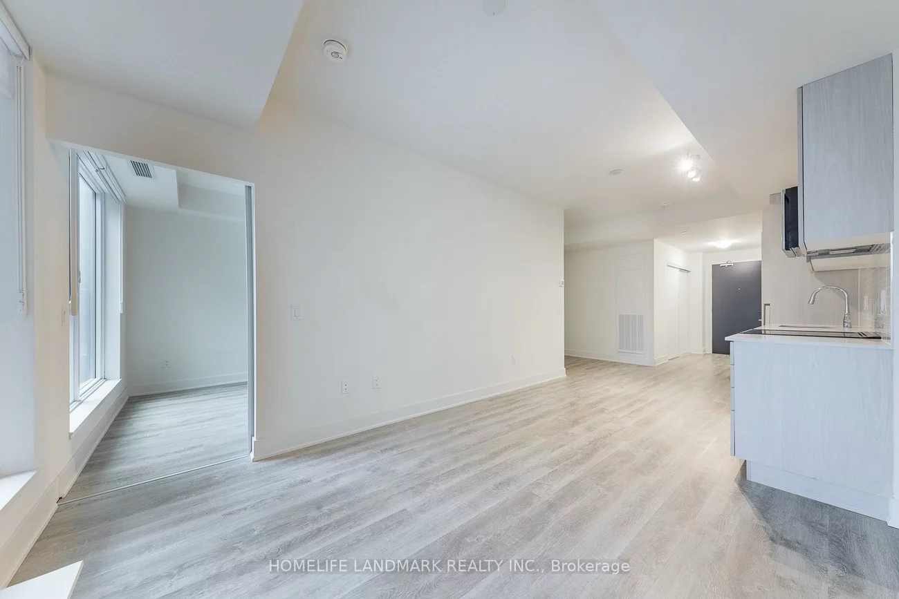 185, Deerfield, Central Newmarket, Newmarket