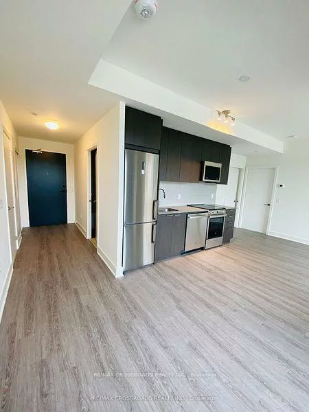 185, Deerfield, Central Newmarket, Newmarket