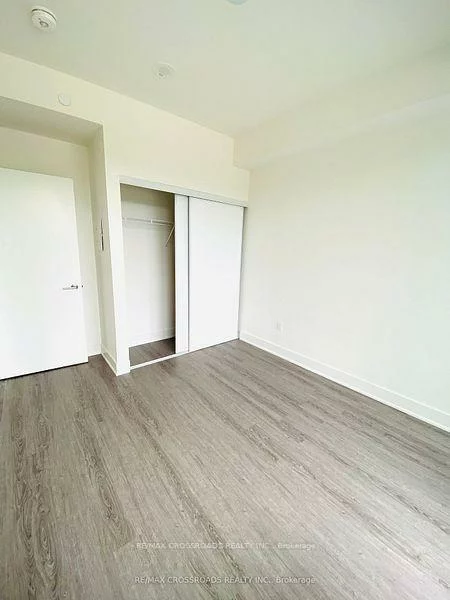 185, Deerfield, Central Newmarket, Newmarket