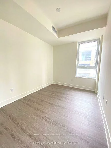 185, Deerfield, Central Newmarket, Newmarket