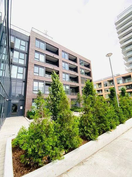 185, Deerfield, Central Newmarket, Newmarket