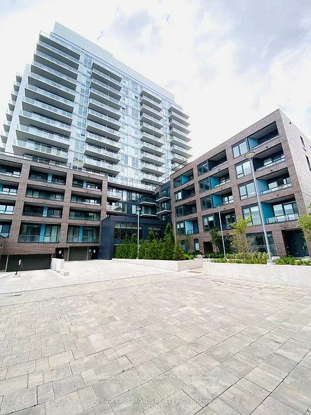 185, Deerfield, Central Newmarket, Newmarket