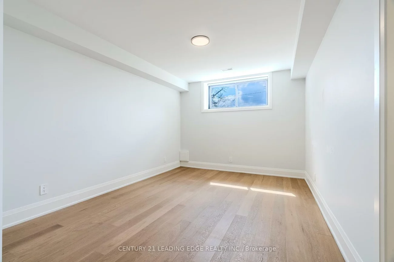 59, CHARLES, Central Newmarket, Newmarket