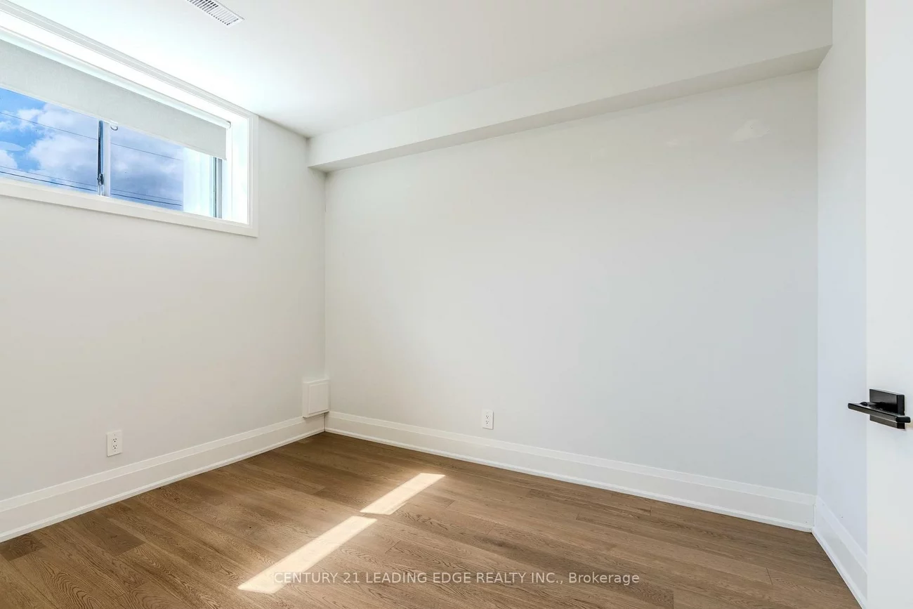59, CHARLES, Central Newmarket, Newmarket