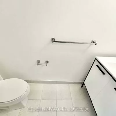 185, Deerfield, Central Newmarket, Newmarket