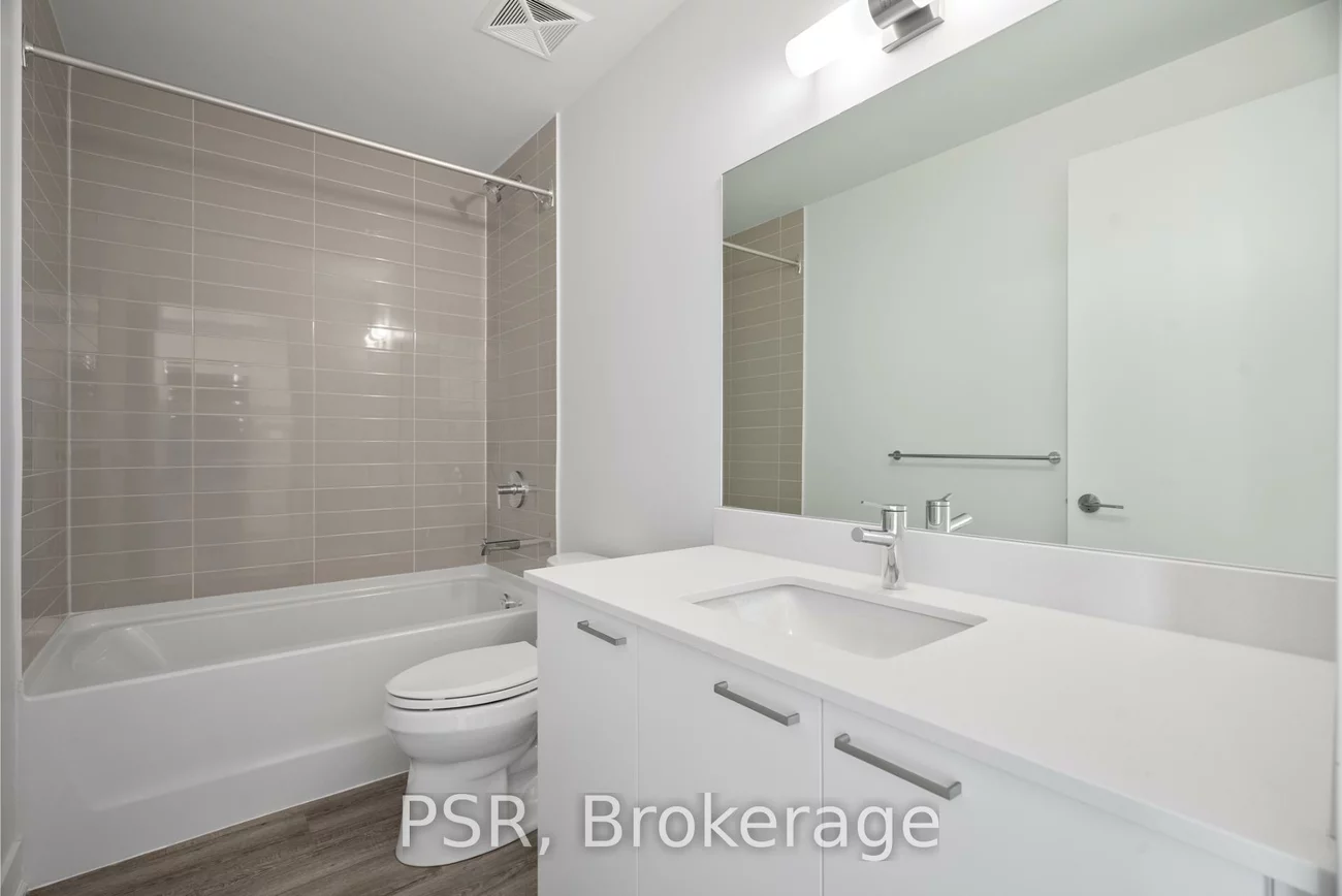 200, Deerfield, Central Newmarket, Newmarket