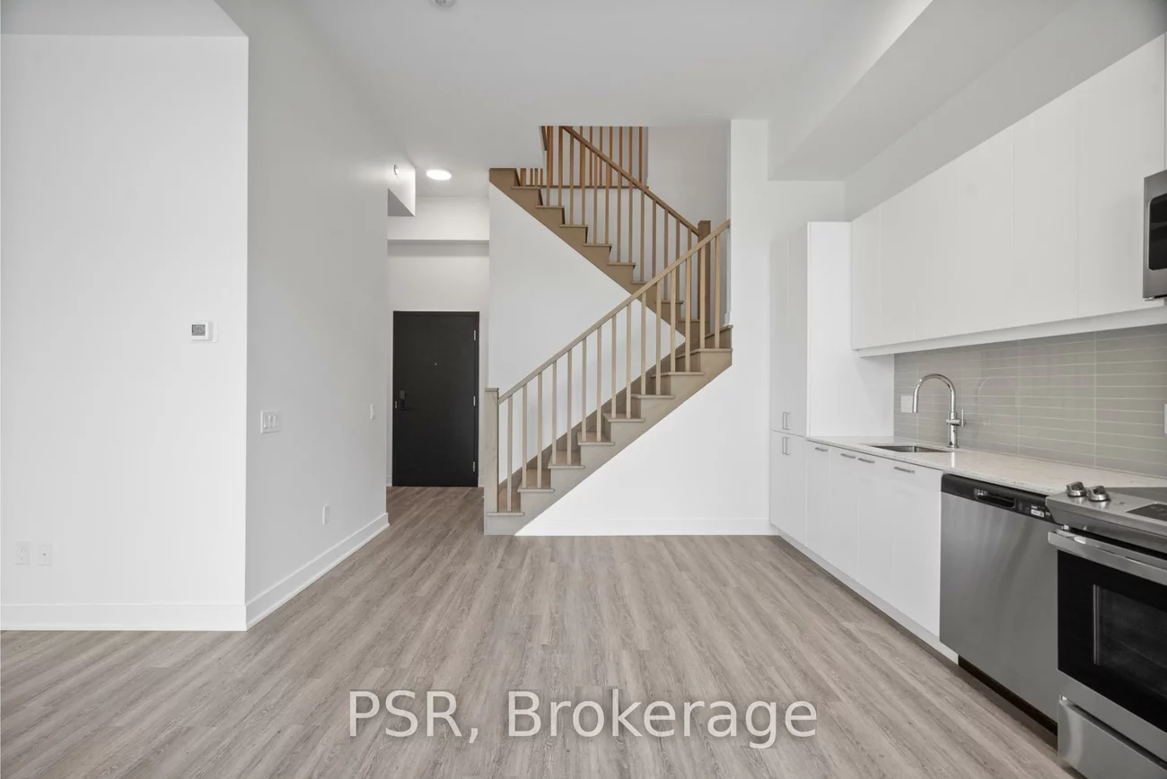 200, Deerfield, Central Newmarket, Newmarket