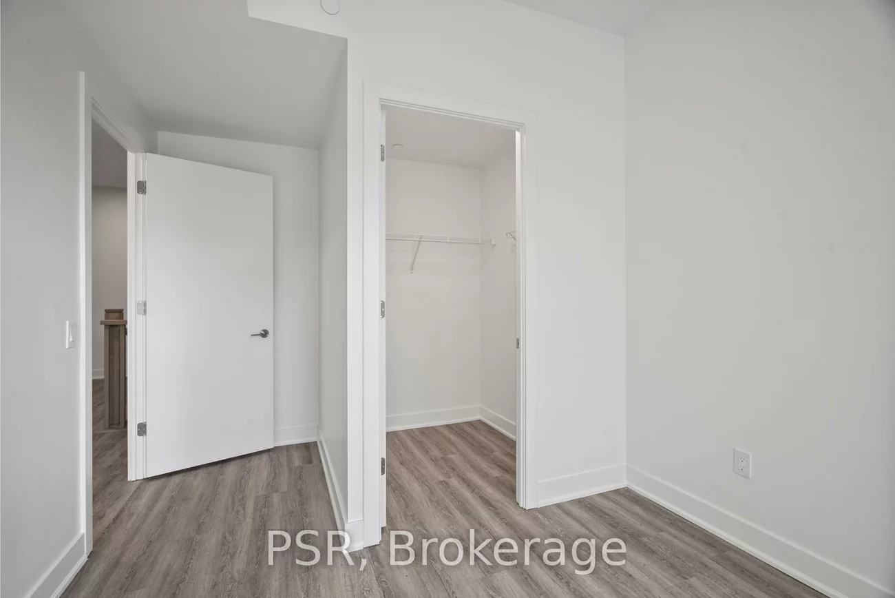 200, Deerfield, Central Newmarket, Newmarket