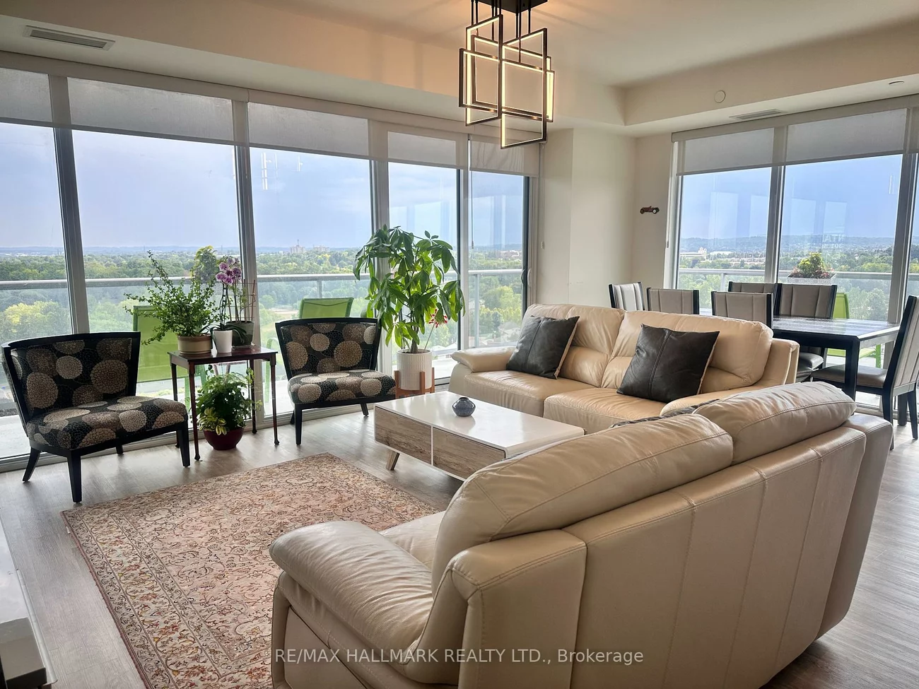 185, Deerfield, Central Newmarket, Newmarket
