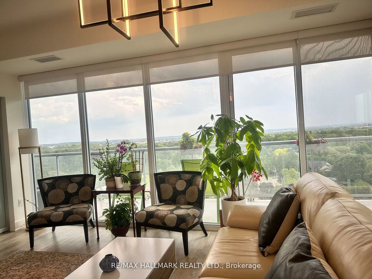 185, Deerfield, Central Newmarket, Newmarket