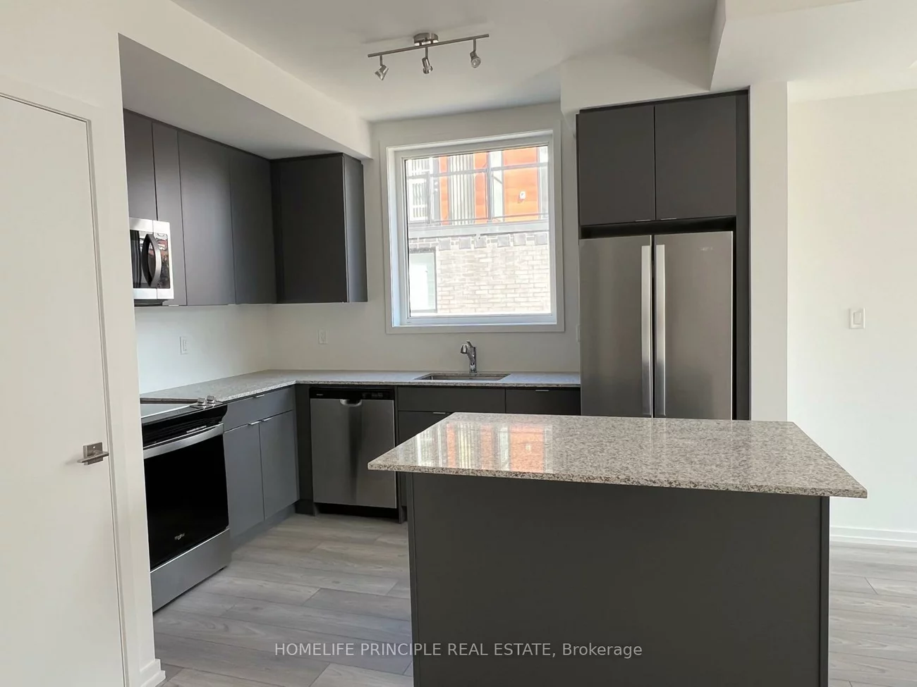 16, Lytham Grn, Glenway Estates, Newmarket