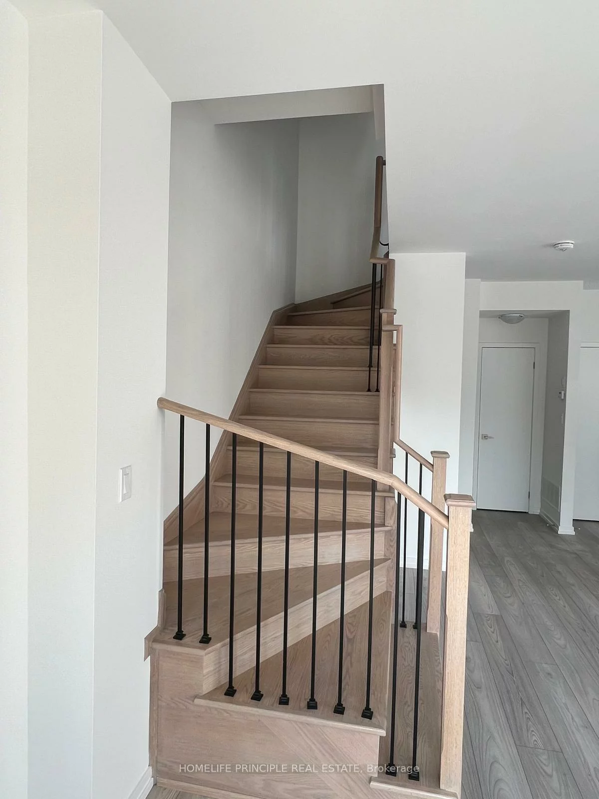 16, Lytham Grn, Glenway Estates, Newmarket