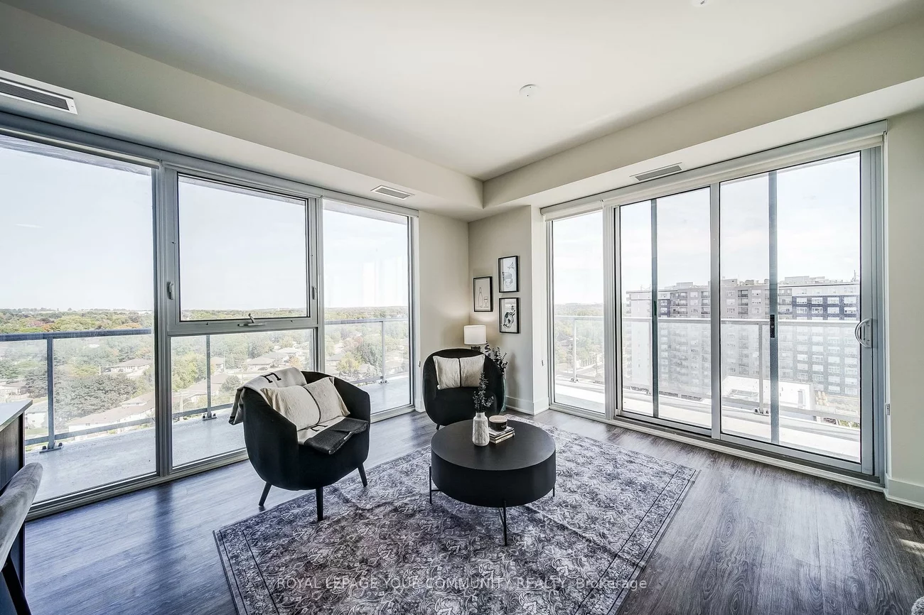 185, Deerfield, Central Newmarket, Newmarket