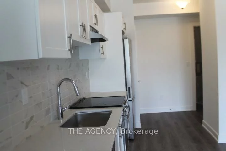 715, Davis, Huron Heights-Leslie Valley, Newmarket
