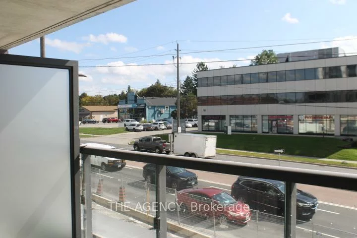 715, Davis, Huron Heights-Leslie Valley, Newmarket