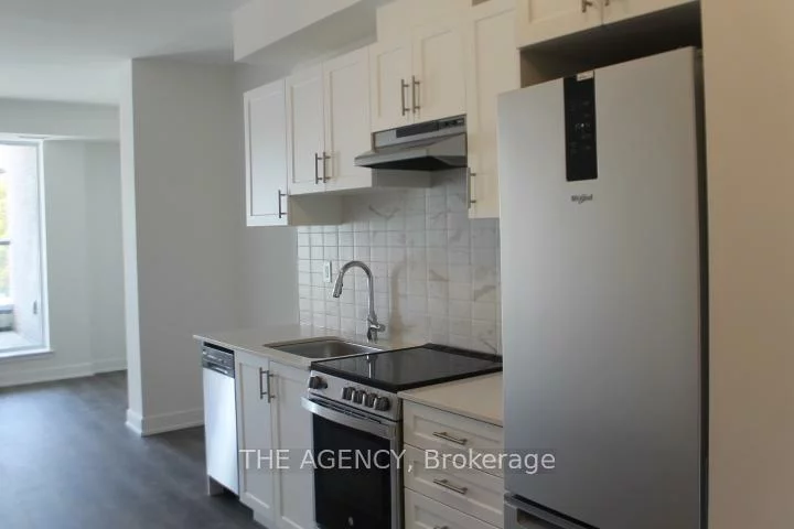715, Davis, Huron Heights-Leslie Valley, Newmarket