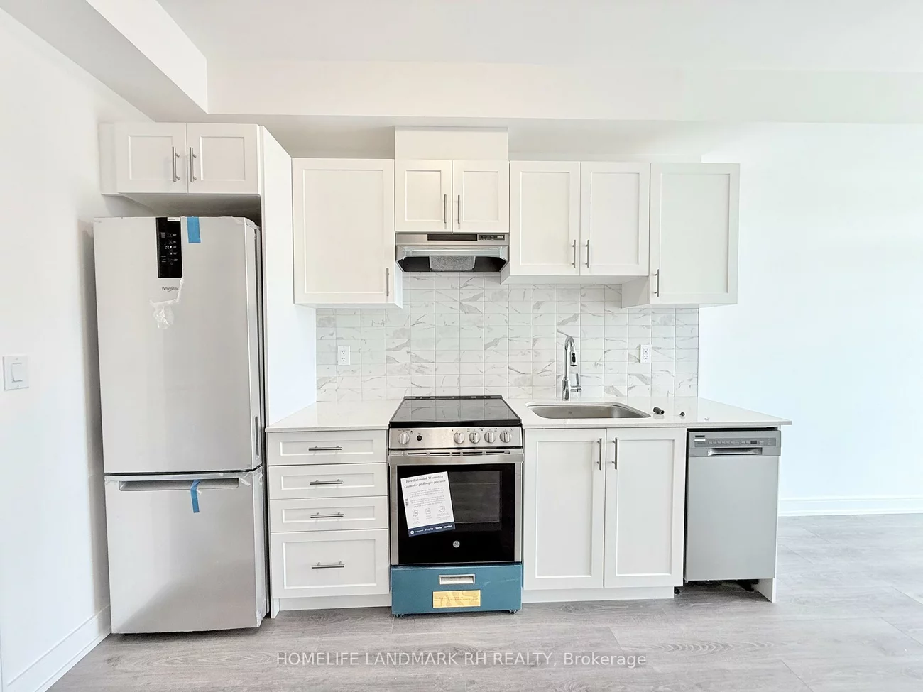 715, Davis, Huron Heights-Leslie Valley, Newmarket