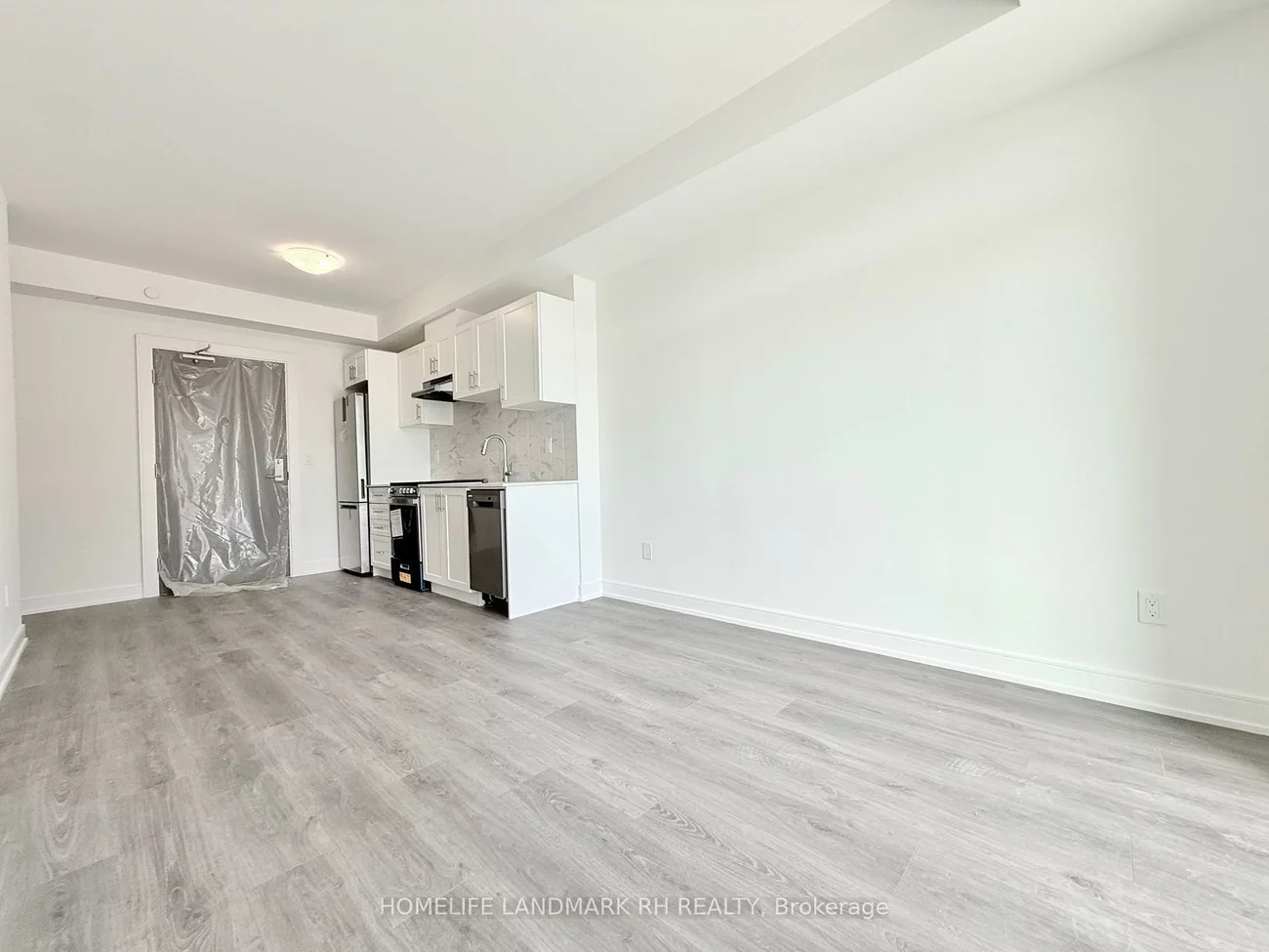 715, Davis, Huron Heights-Leslie Valley, Newmarket