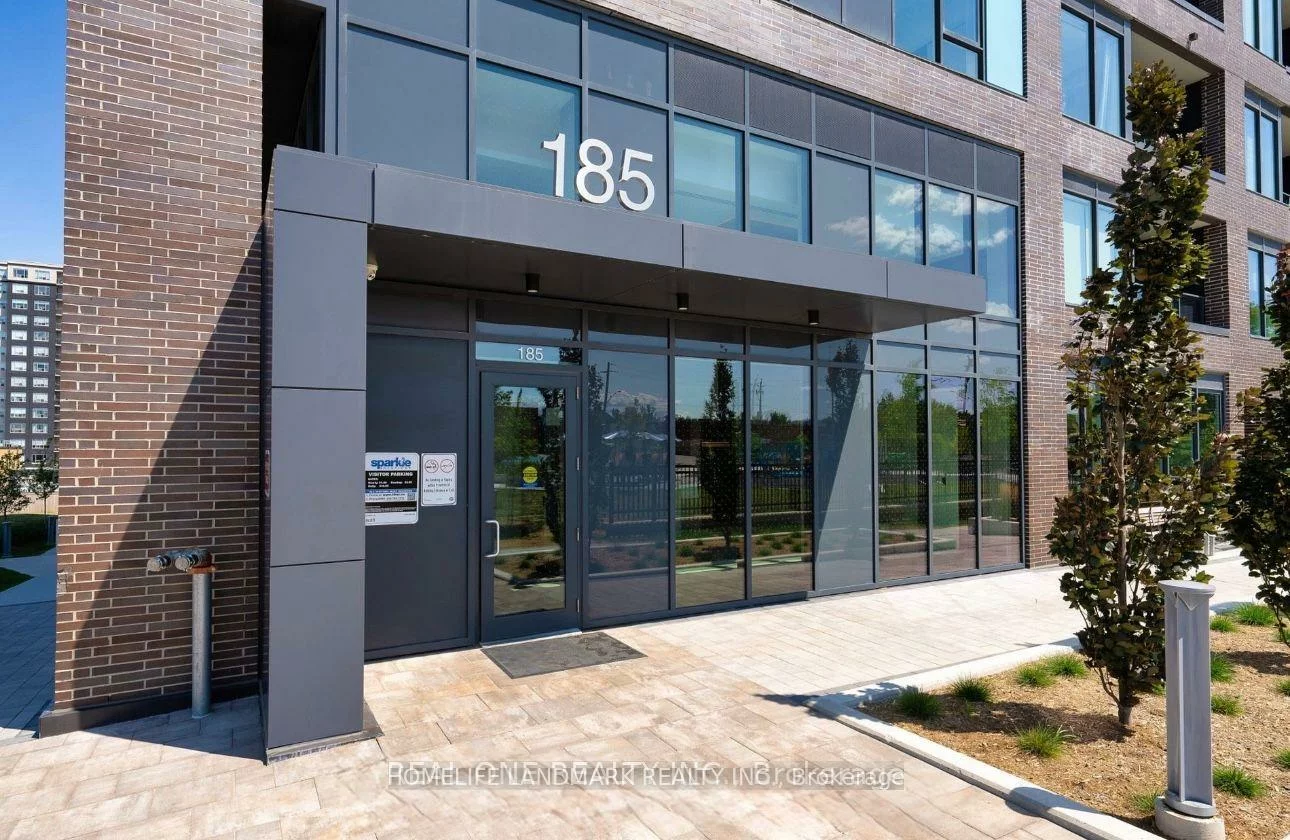 185, Deerfield, Central Newmarket, Newmarket
