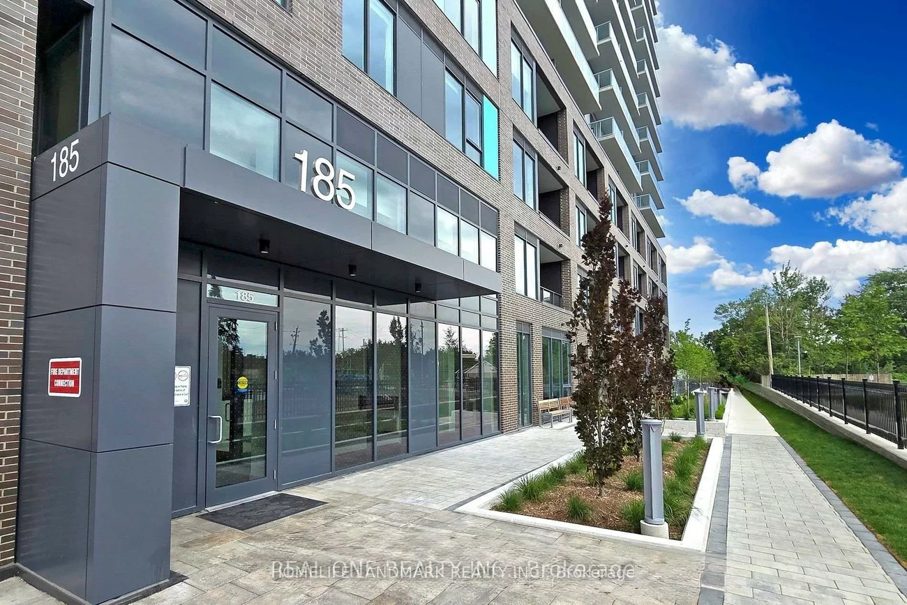 185, Deerfield, Central Newmarket, Newmarket