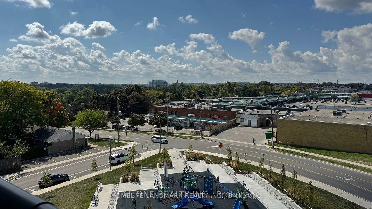 185, Deerfield, Central Newmarket, Newmarket