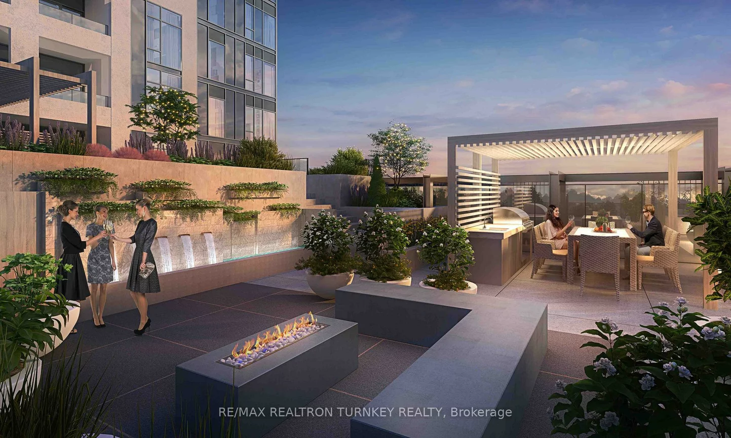 715, Davis, Huron Heights-Leslie Valley, Newmarket