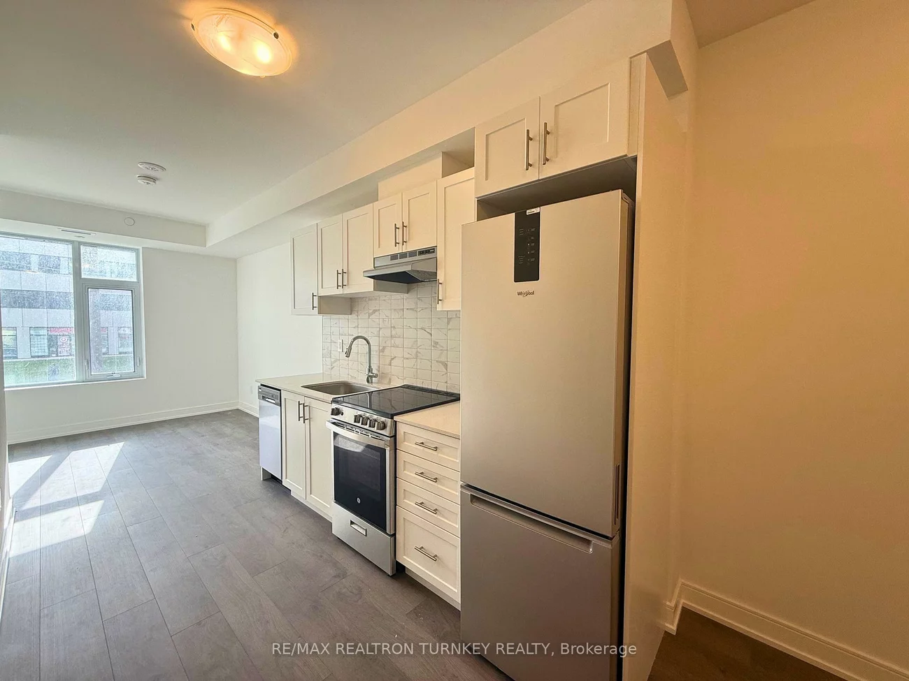 715, Davis, Huron Heights-Leslie Valley, Newmarket