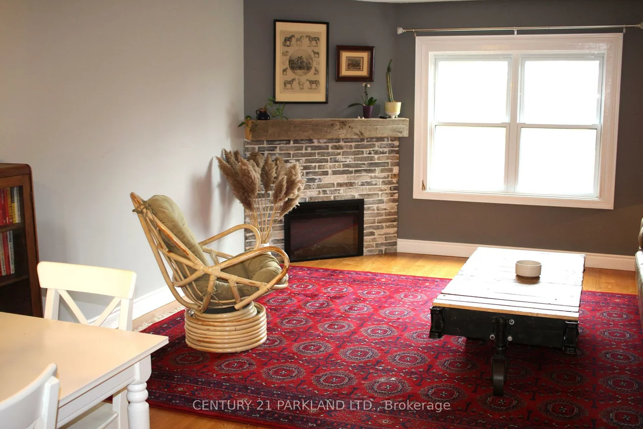 115, Main, Central Newmarket, Newmarket