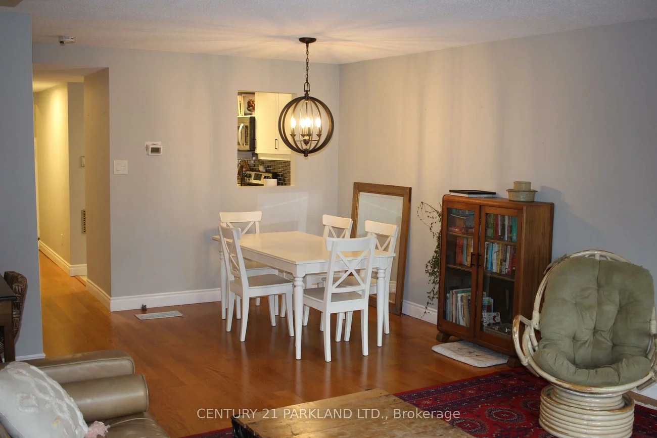 115, Main, Central Newmarket, Newmarket