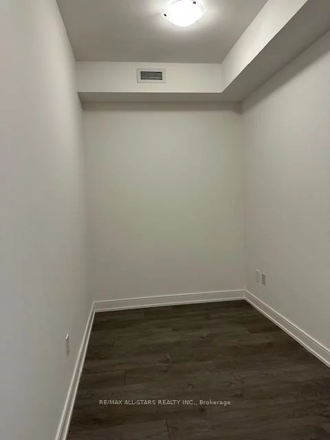 715, Davis, Huron Heights-Leslie Valley, Newmarket