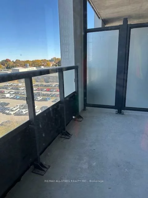 715, Davis, Huron Heights-Leslie Valley, Newmarket