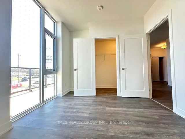 715, Davis, Huron Heights-Leslie Valley, Newmarket