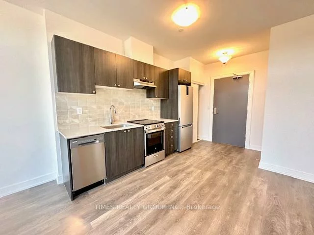 715, Davis, Huron Heights-Leslie Valley, Newmarket