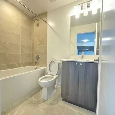 715, Davis, Huron Heights-Leslie Valley, Newmarket