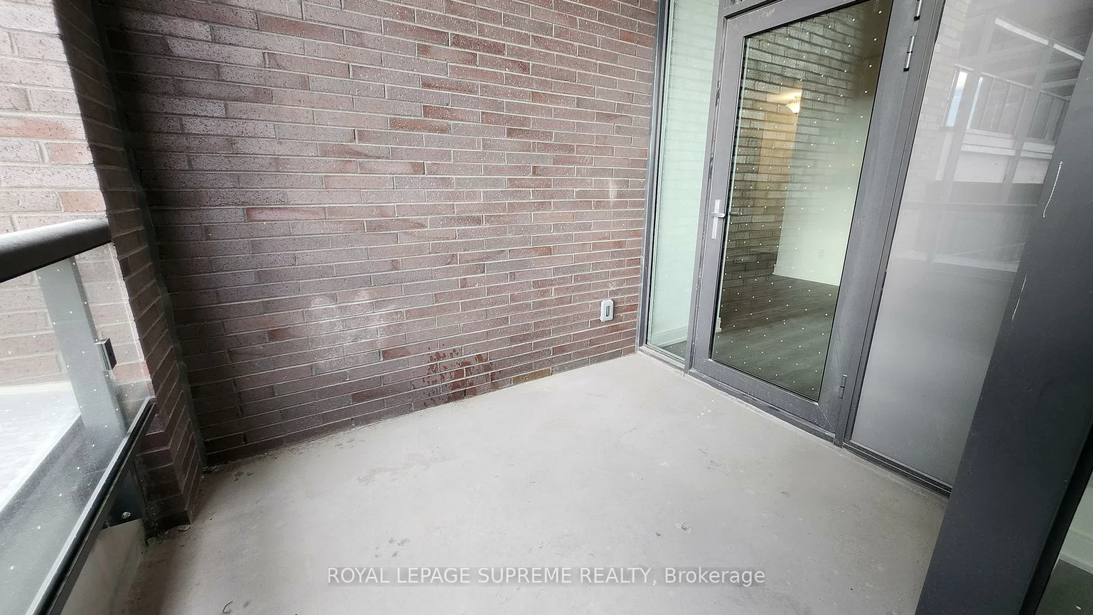 715, Davis, Huron Heights-Leslie Valley, Newmarket