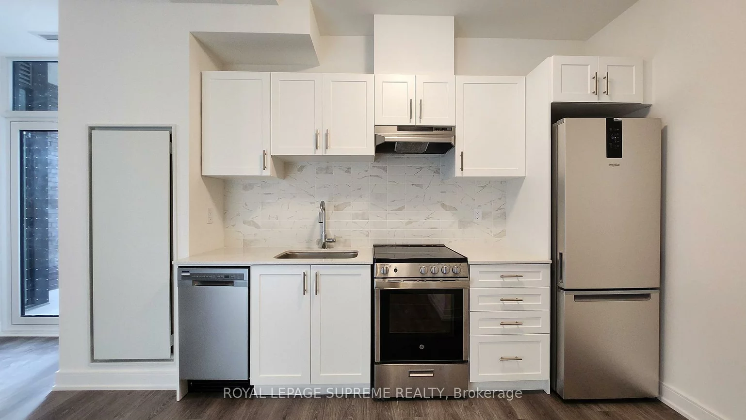 715, Davis, Huron Heights-Leslie Valley, Newmarket