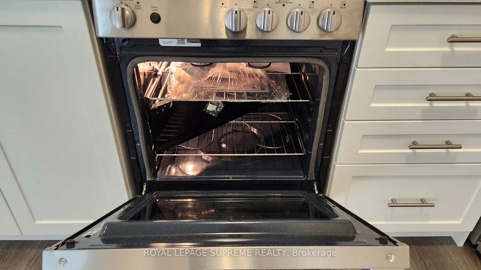 715, Davis, Huron Heights-Leslie Valley, Newmarket