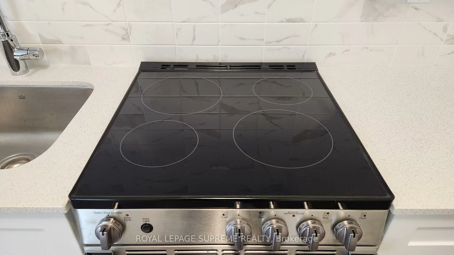 715, Davis, Huron Heights-Leslie Valley, Newmarket