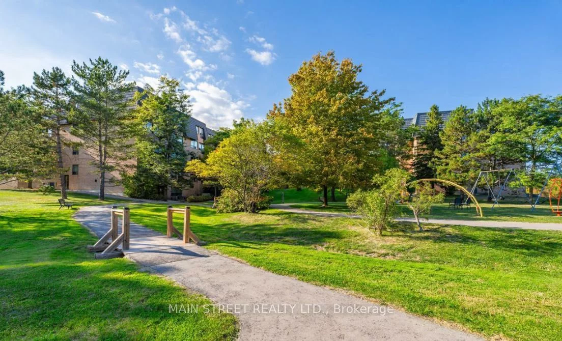 155, Main, Bristol-London, Newmarket