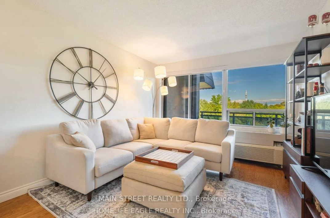 155, Main, Bristol-London, Newmarket