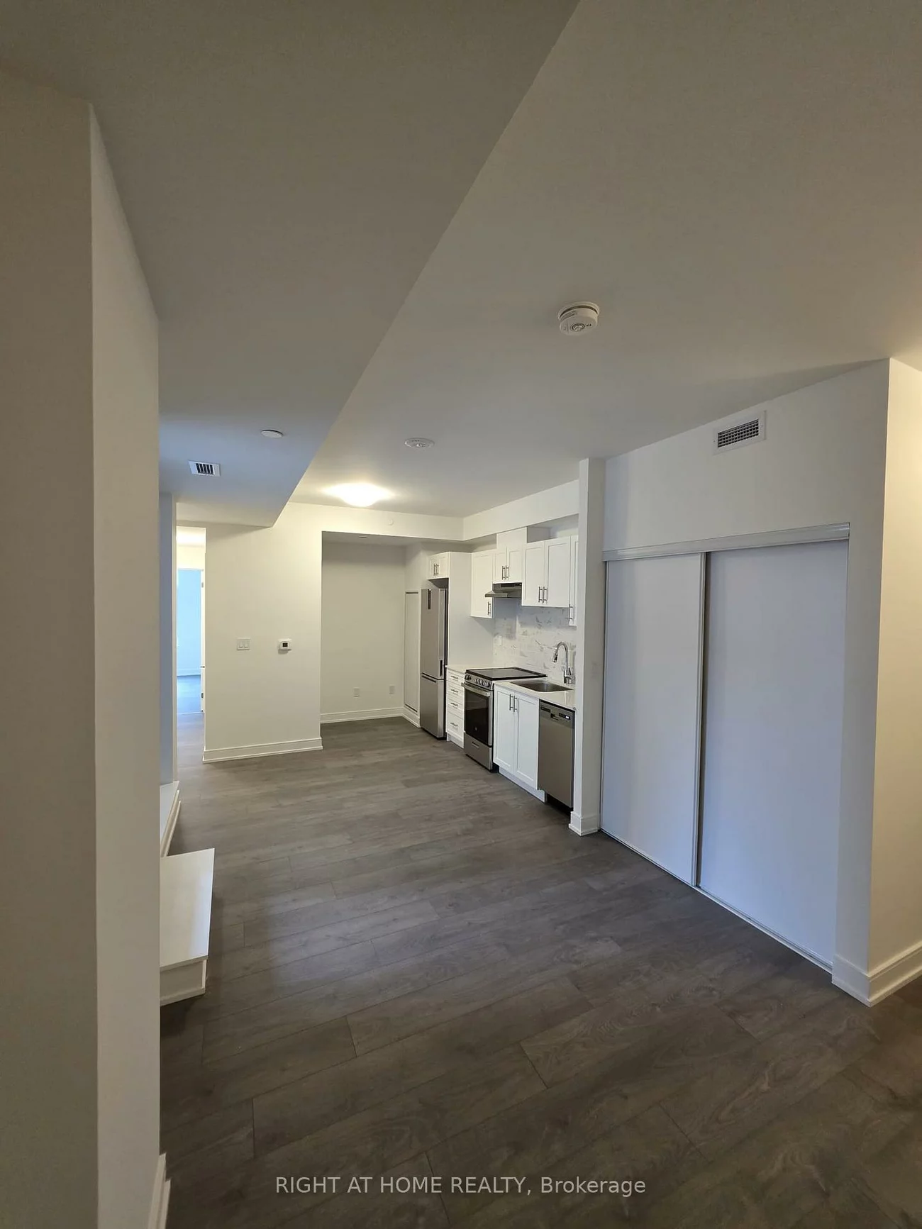 715, Davis, Huron Heights-Leslie Valley, Newmarket