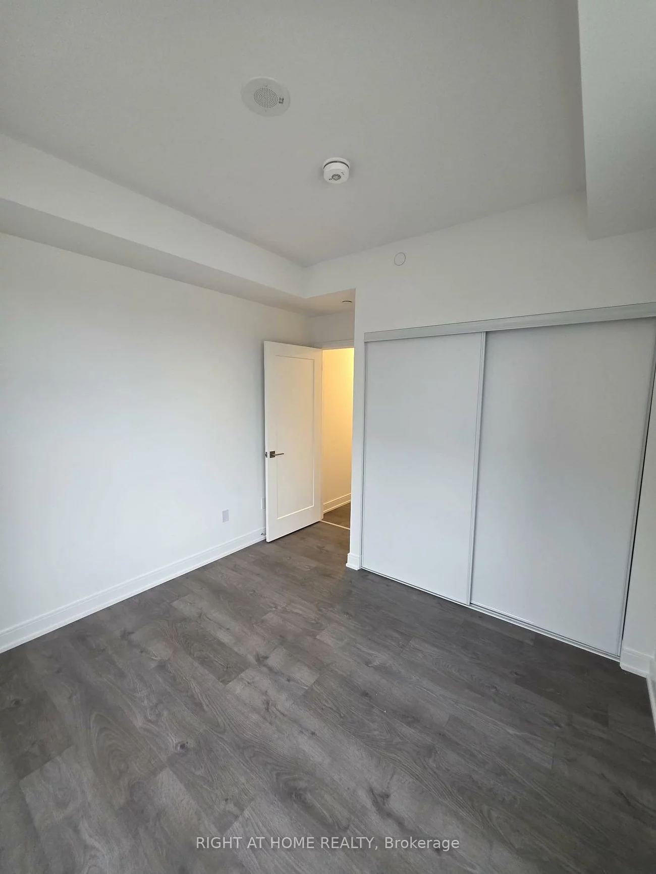 715, Davis, Huron Heights-Leslie Valley, Newmarket