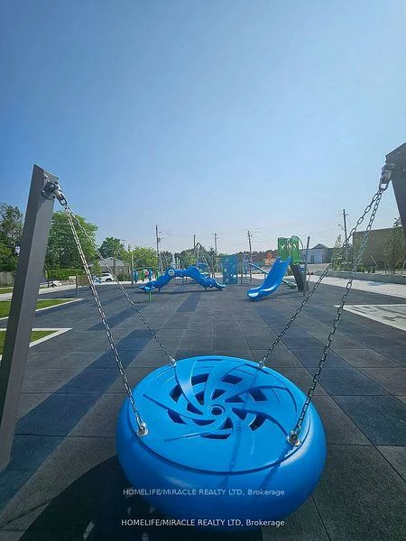 185, DEERFIELD, Central Newmarket, Newmarket