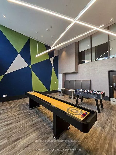 185, DEERFIELD, Central Newmarket, Newmarket