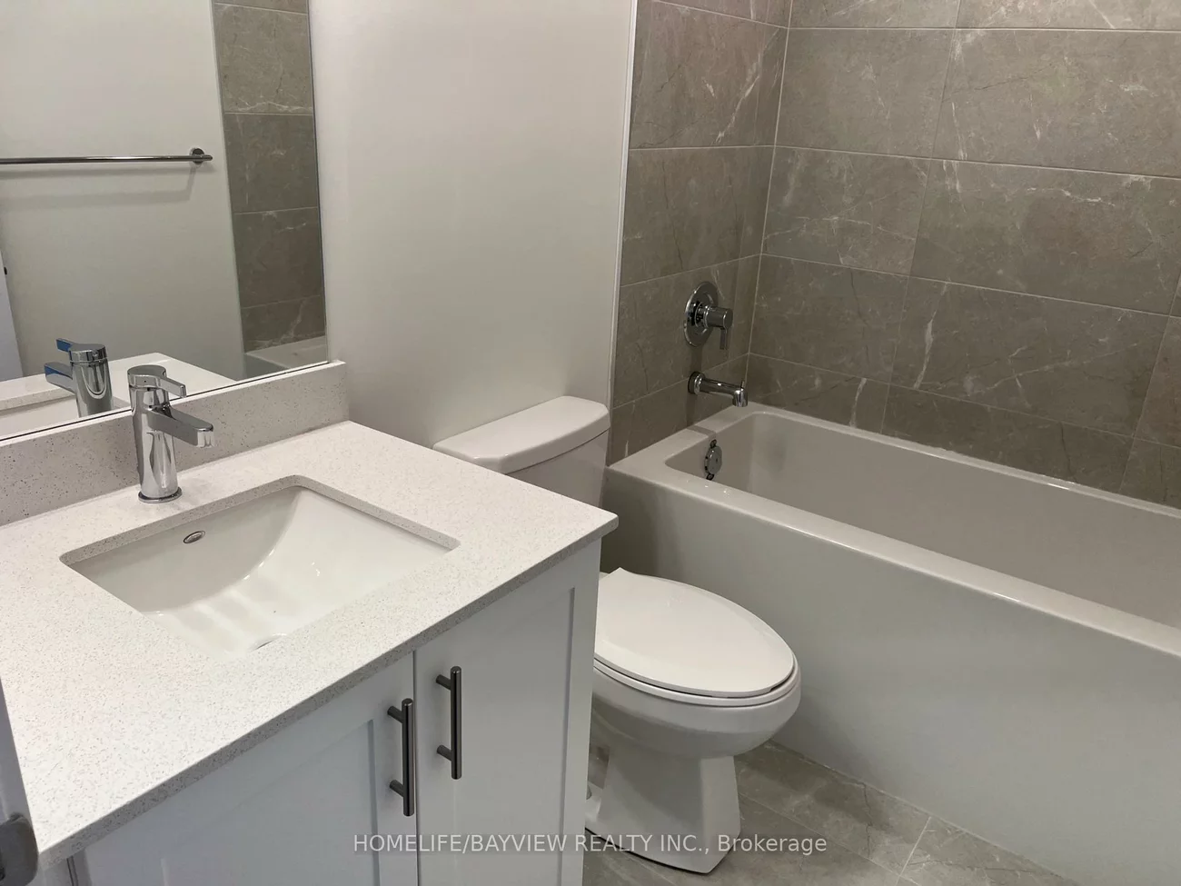 715, Davis, Huron Heights-Leslie Valley, Newmarket