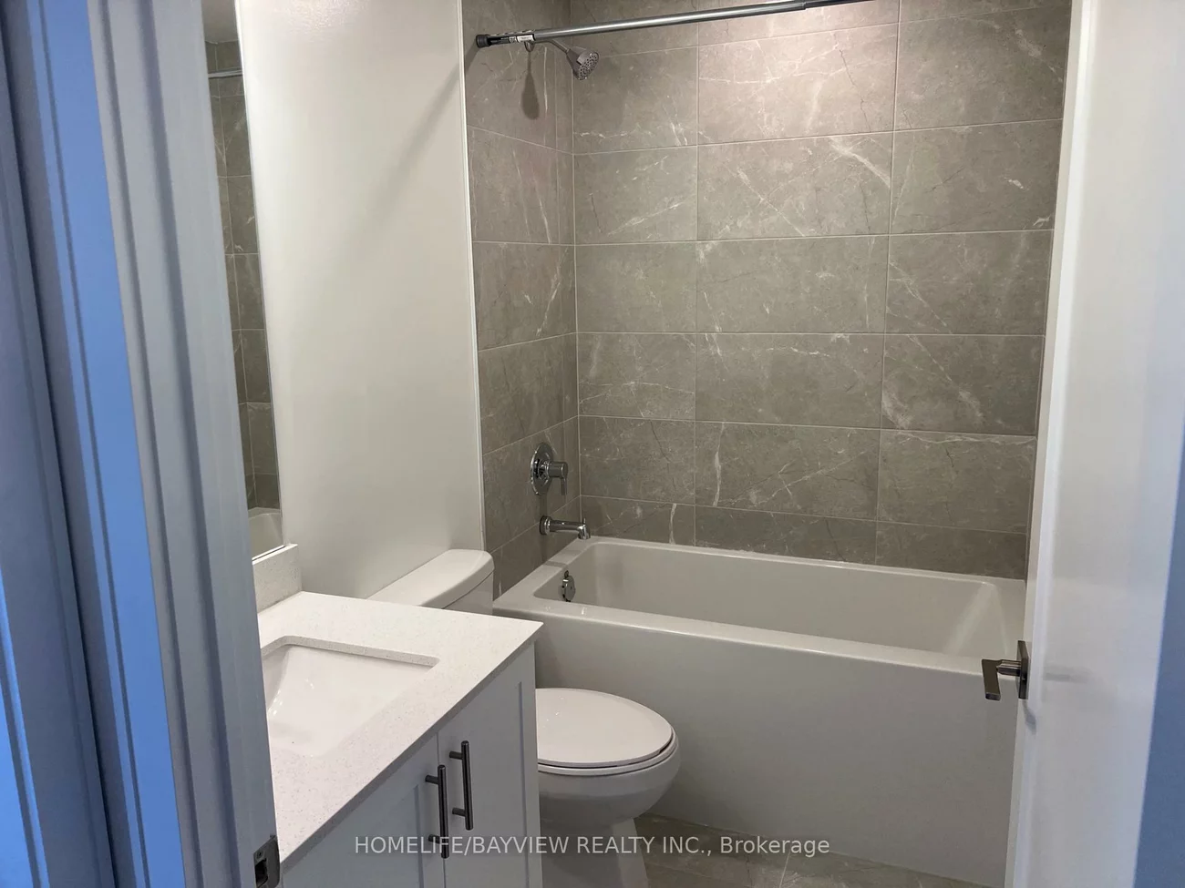 715, Davis, Huron Heights-Leslie Valley, Newmarket