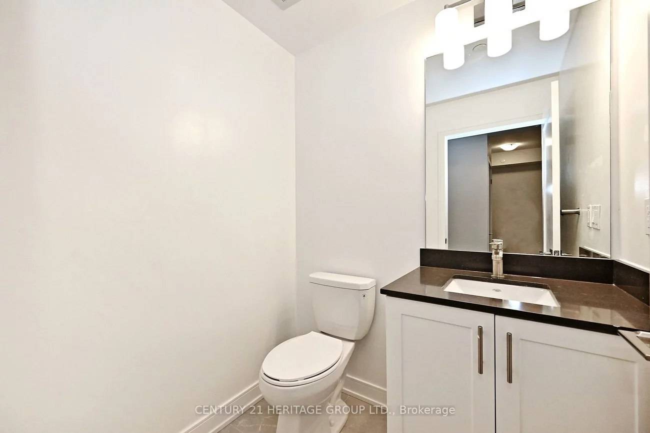 705, Davis, Huron Heights-Leslie Valley, Newmarket