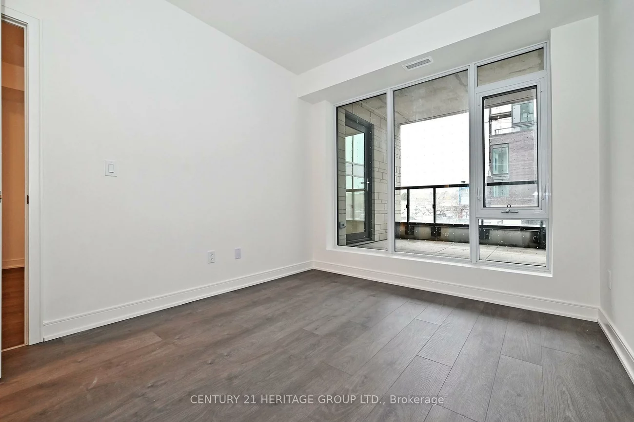 705, Davis, Huron Heights-Leslie Valley, Newmarket